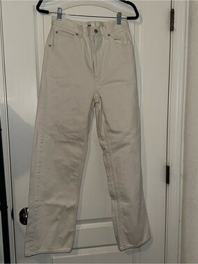 ✨ Uniqlo Tan/Cream Wide Leg Jeans – Size 26 (Gently Used) ✨